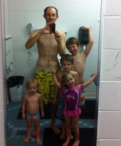 581843_10153246182780593_24310128_n